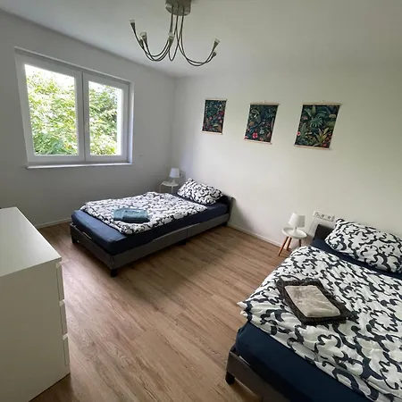 Schoene 4 Zimmerwohnung Fuer Max 5 Personen