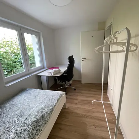 Апартаменты Schoene 4 Zimmerwohnung Fuer Max 5 Personen Talheim (Heilbronn)