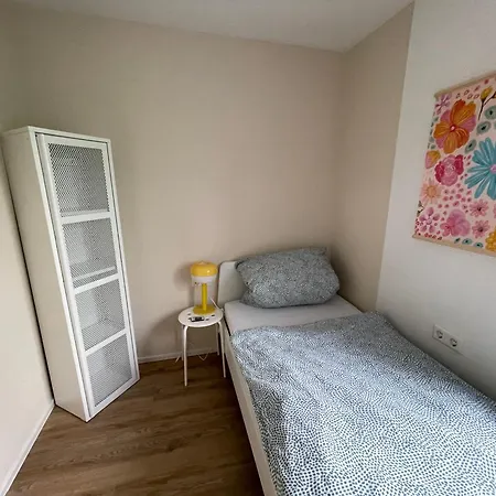 Schoene 4 Zimmerwohnung Fuer Max 5 Personen Апартаменты
